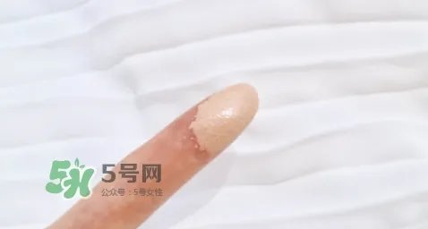 兰蔻小粉盒气垫怎么样?兰蔻小粉盒气垫好用吗