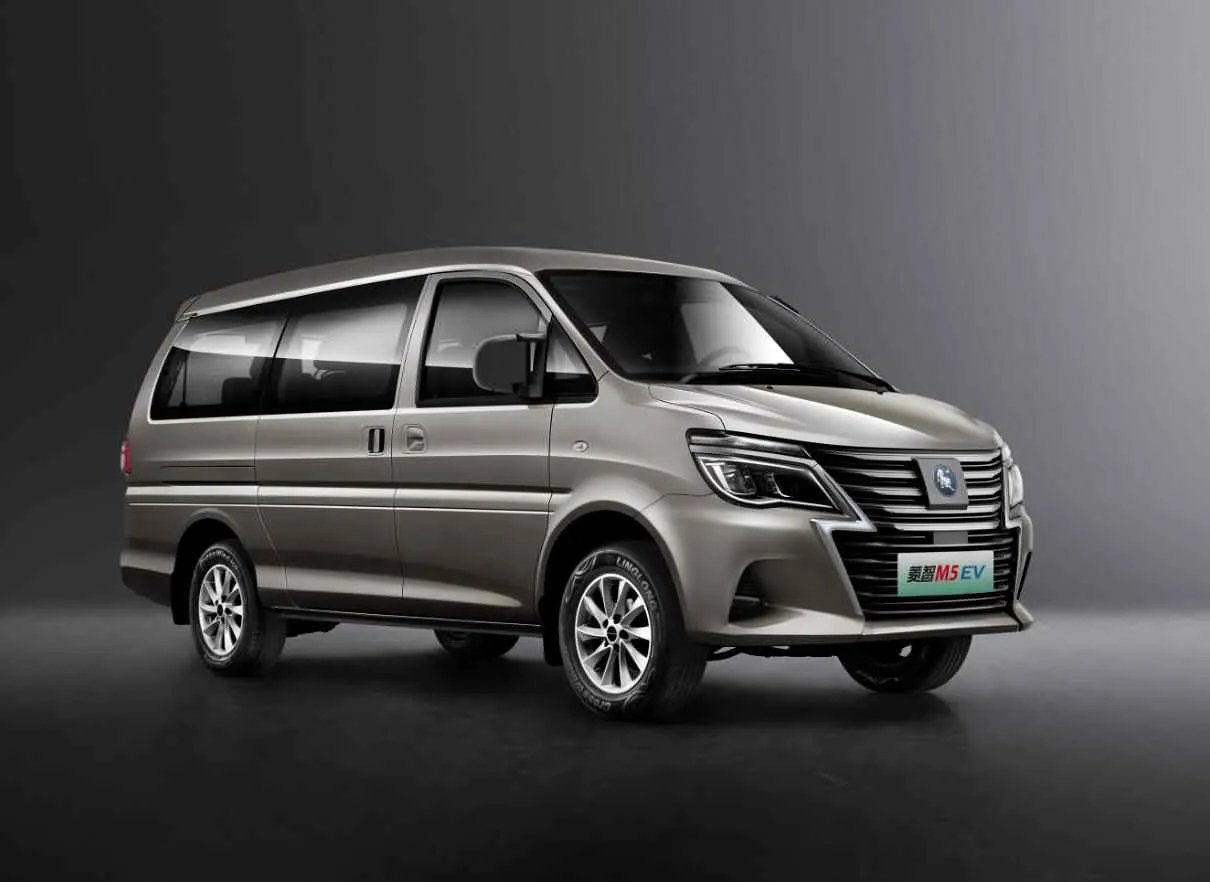 商务车7座最新款 15万