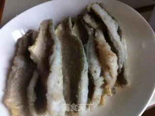 黄鱼煨面