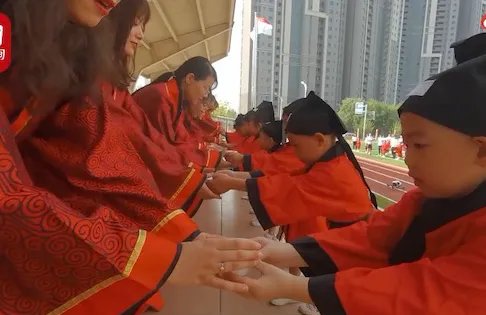 西安一小学重现古代入泮礼，具体是何情况？