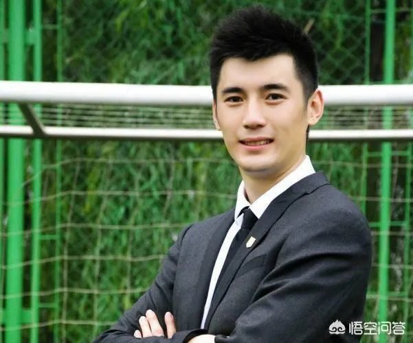 当年国足1-5输给泰国队的比赛中，中国队守门员是谁？他近况如何？