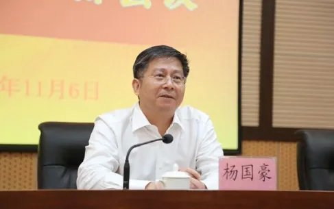 福建省委组织部副部长何