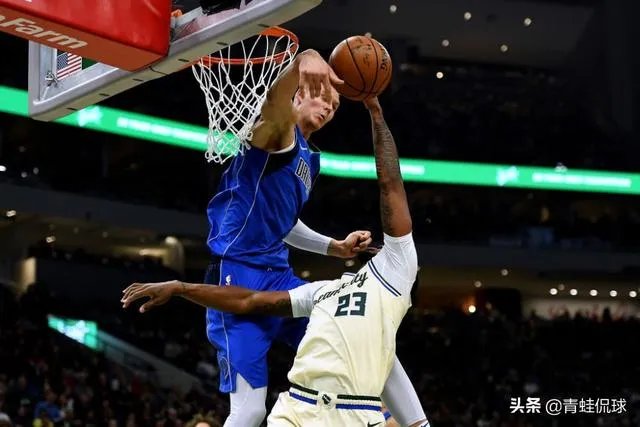 独行侠今天终结了雄鹿十八连胜，对球队是多大的提升？