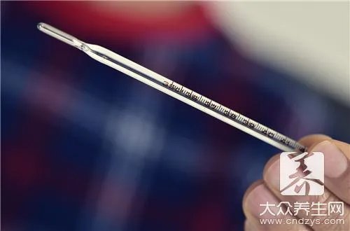 体温计打碎了怎么办?