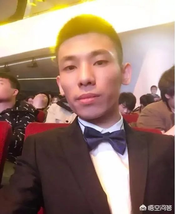 斗鱼主播旭旭宝宝年收入大概是多少？他之前是怎么赚那么多钱玩DNF的？ - 芝士回答