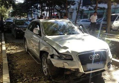 男子开奔腾连撞5次奥迪  奔腾男为何开车连撞奥迪呢?