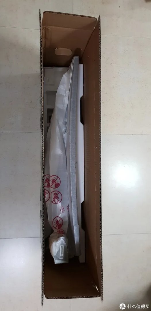 34寸带鱼屏/IPS/144hz/曲屏/过气LG电竞旗舰LG 34UC79G开箱，顺便晒一下桌面