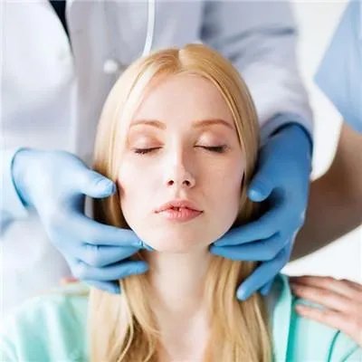 怎么变成瓜子脸