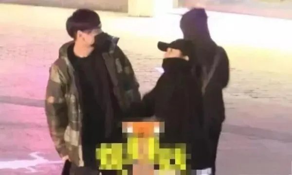 何洁赫子铭为什么离的婚 赫子铭那个太大怎么回事