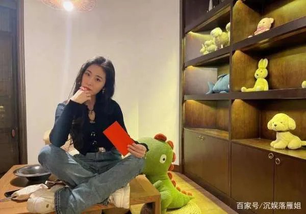 官宣“未婚生女”后，华晨宇和张碧晨，人生出现差距了吗？