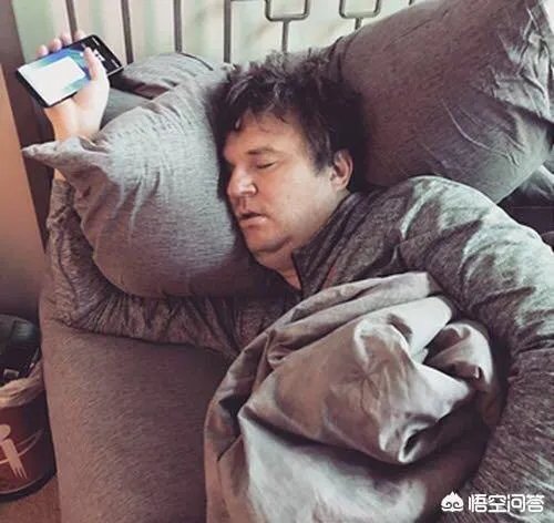 火箭队总经理莫雷的年薪收入什么水平？