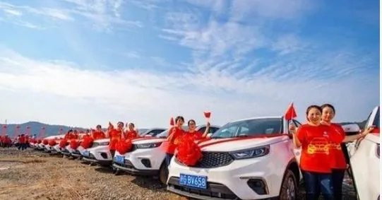 江西钢企给每位员工发轿车