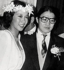 罗康瑞前妻何晶洁现状资料是赌王家里人吗 罗康瑞的女儿罗宝瑜图