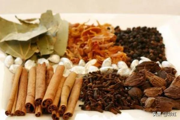 猪耳朵的做法大全？