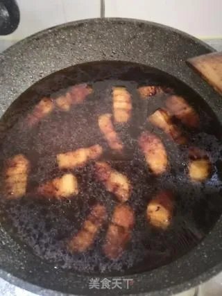 五花肉烧土豆