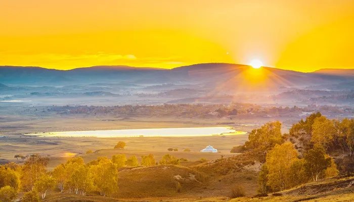 海拔最低的湖泊