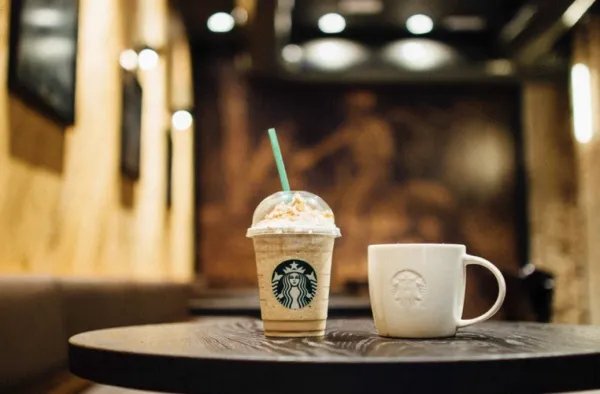 星巴克4个月内提价2次，是否还值得购买？