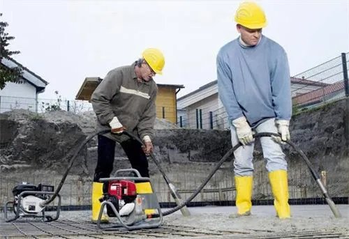水泥膨胀剂怎么使用
