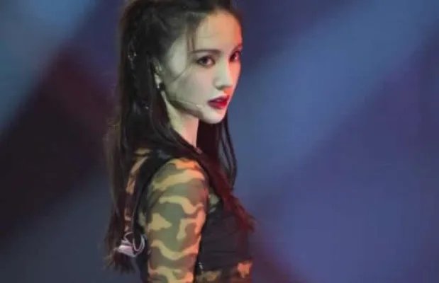 金晨：不进步就会被淘汰什么意思 金晨邓伦一夜未停是什么梗