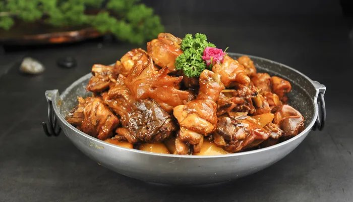 叫花鸡是哪个地方的菜 叫花鸡是哪个地方的菜系