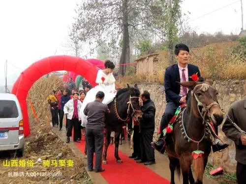 新郎朋友桌没几个人怎么办