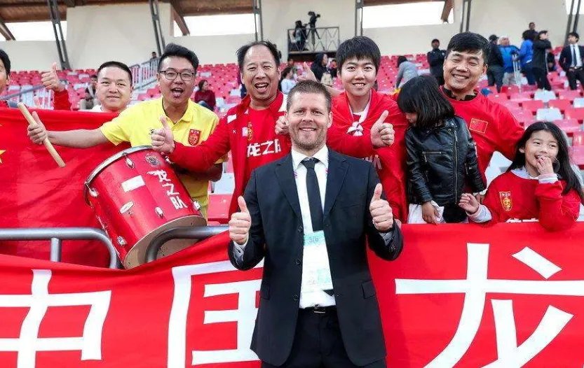 贾秀全任女足主帅了吗？