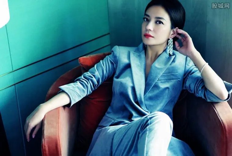 黄有龙怒斥造谣者 在万家文化风波后首次发文作出回应