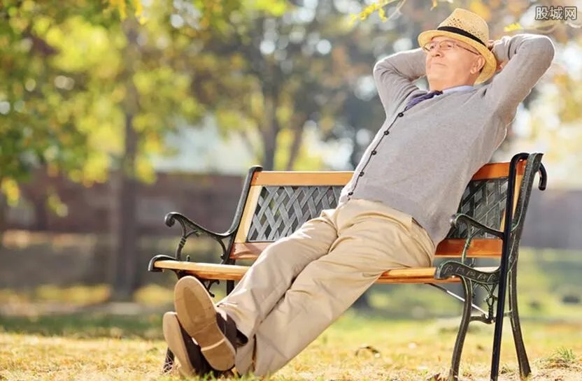 閫€浼戝勾榫勬渶鏂版秷鎭� 2021骞村紑濮嬫墽琛屽欢杩熼€€浼戝悧锛�