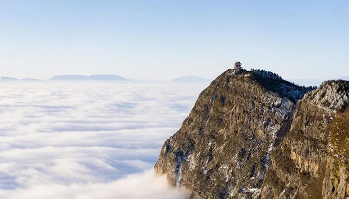 峨眉山位于我国哪个省
