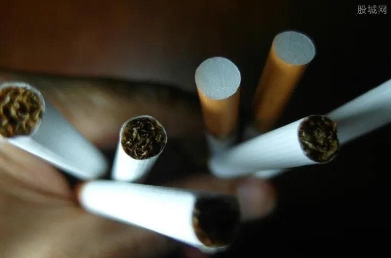 中华5000香烟价格 中华5000多少钱一包