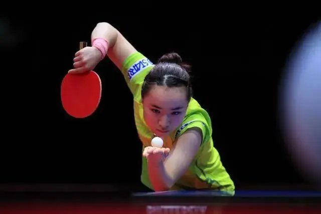 日本乒乓球选手伊藤美诚为什么这么厉害?