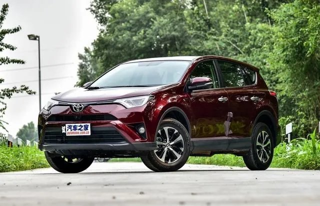 有没有30万以内的SUV推荐？