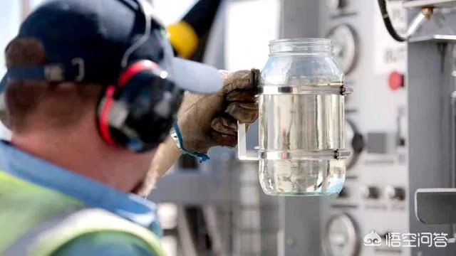 航空煤油多少钱一吨？如737等大飞机的油耗一般多少每公里？