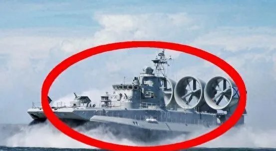 世界最快军舰中国造! 速度快如闪电, 连美军都说不可思议 