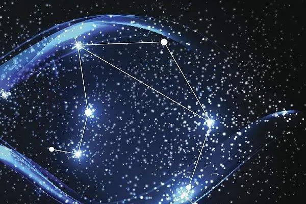 天枰座女和什么星座最配？