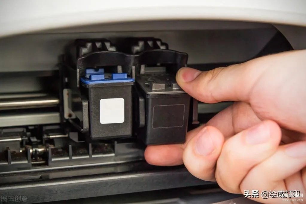 打印机墨水弄手上怎么洗掉（详谈清洗打印机墨水的妙招）