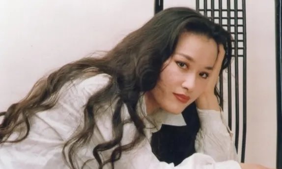 索宝莉在德病逝得了什么病