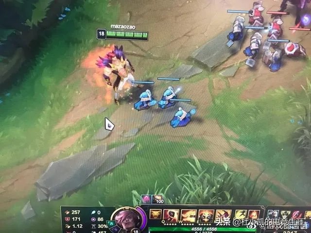 英雄联盟微博之夜电竞选手有排面，uzi排名超越CXK，the shy入围前十，怎么评价？