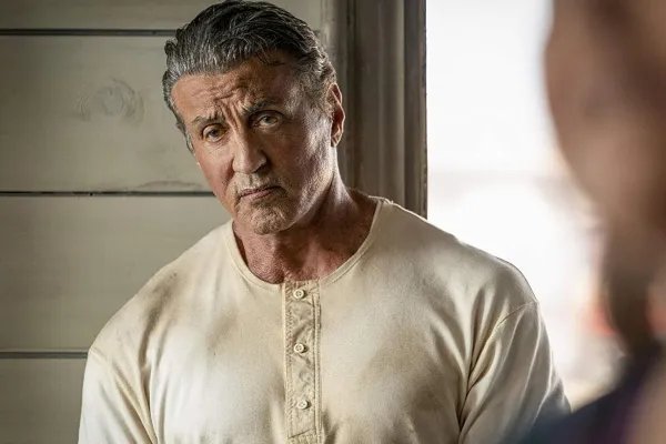 如何评价电影《第一滴血5: 最后的血》？