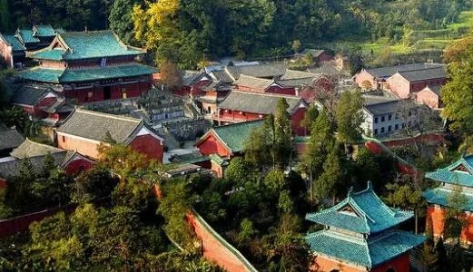 湖北旅游景点排名前十的是那些啊？