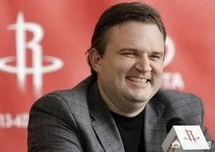 火箭队总经理莫雷的年薪收入什么水平？