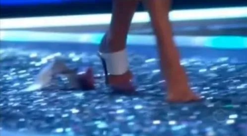 如何看待小kk拥抱奚梦瑶?