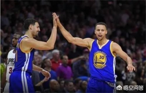如何评价库里和汤神的三分命中率？