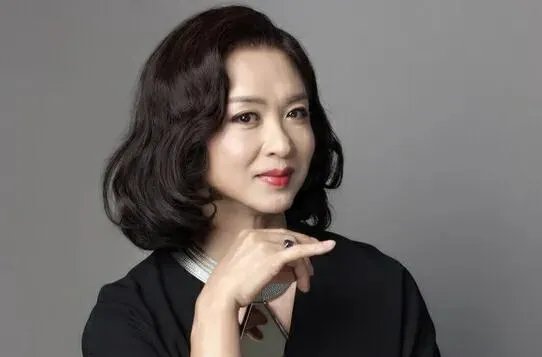 金星和汉斯离婚了吗？