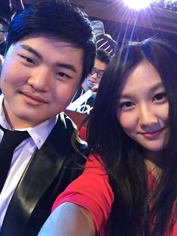 LOL小苍MM最新照片 妩媚动人摄人心魄