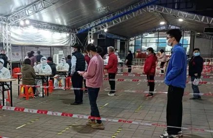 上海疫情通报透露一个重要信息