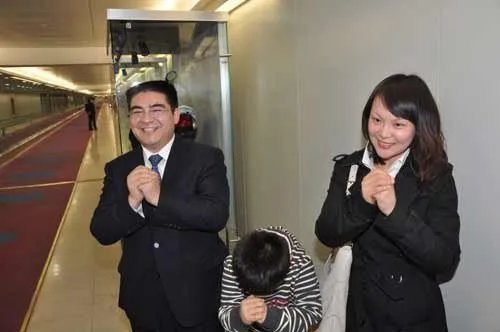 陈光标老婆张婷照片曝光 曝与前妻离婚原因