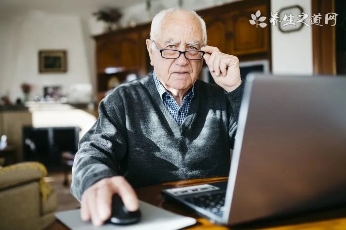 玫瑰情人节蛋糕的做法