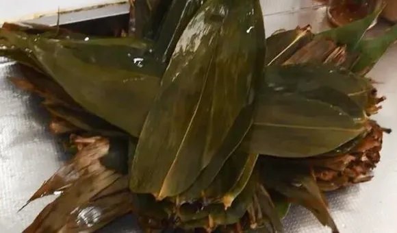 包粽子的制作过程