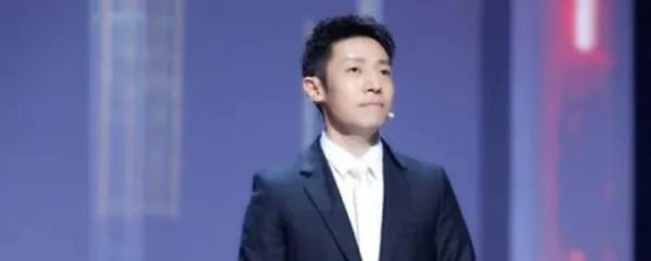 据说年收入过百万，央视主持人的年薪究竟有多高？